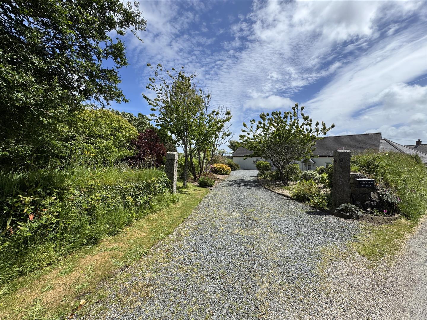 Treskerby, Redruth